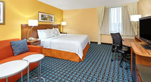 Номер Standard Fairfield Inn and Suites Chicago Lombard