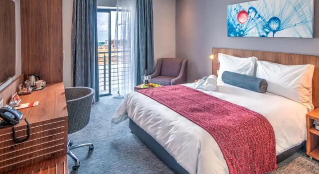 Двухместный номер Standard City Lodge Hotel Waterfall City