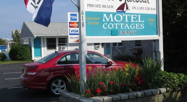 East Harbour Motel and Cottages, Забронировать Мотель Труро Полуостров Кейп-Код