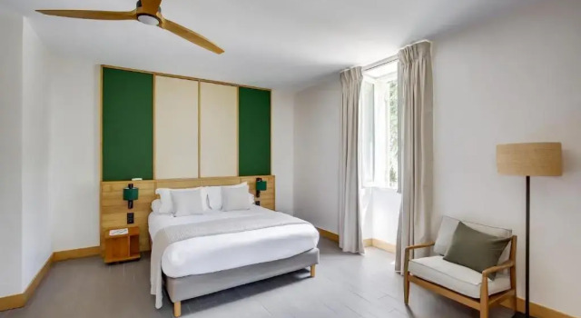 Номер Comfort LOGIS DE VALANDRAUD