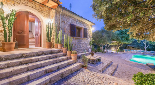 Sa Garriga, Book Hotel Inca Majorca