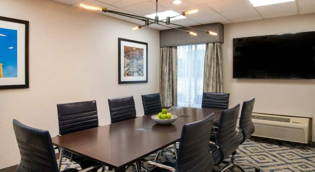 Hampton Inn Cleveland-Solon
