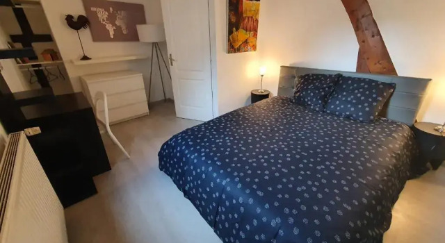MAISON GÎTE ENTIER EN HYPER HYPER CENTRE AUX COEUR DES HALLES de TOURS de 2 à 7 PERSONNES, Rezerwuj Hotel Tours 