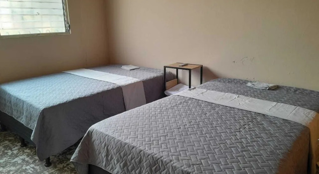 Hostal Proceres, Забронировать Хостел Хостелы Сан-Сальвадора, Хостел
