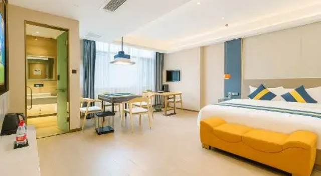 Люкс Deluxe LC Hotel