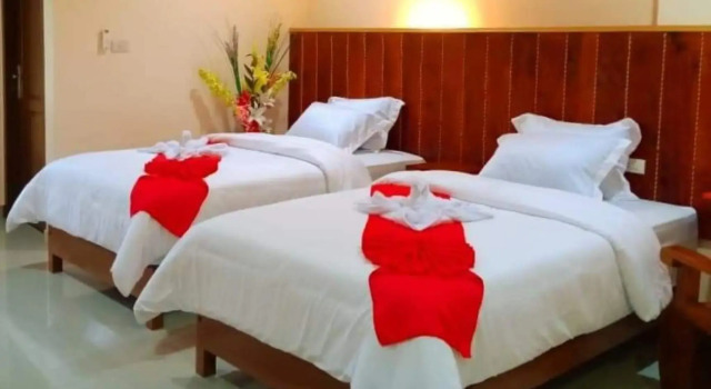 Tundreheni Hill Hotel and Restaurant, Rezerwuj Hotel Gunungsitoli Sumatra