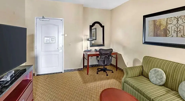 Двухместный люкс Hilton Garden Inn Oklahoma City North Quail Springs