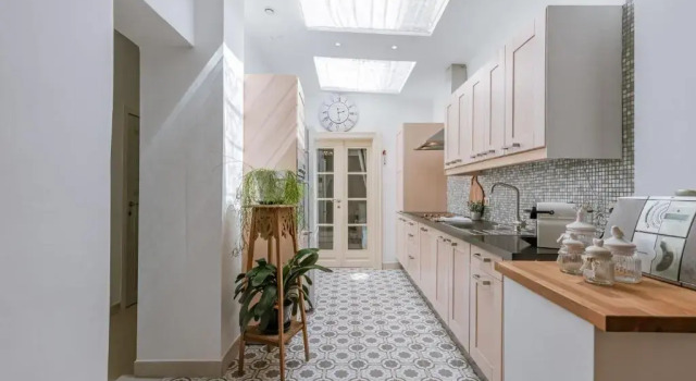 Апартаменты Spacious Apartment With Terrace in Ostend