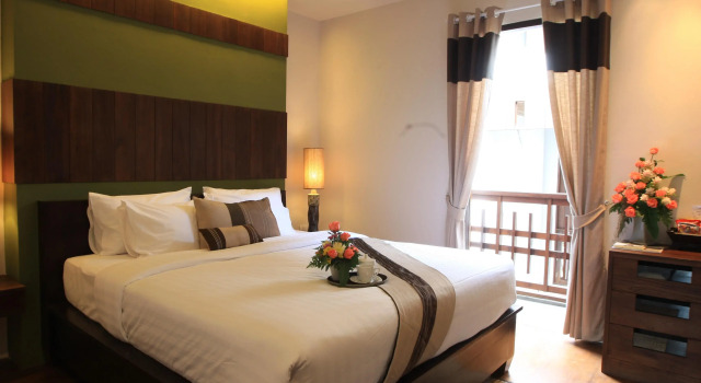 The Peaberry Boutique Hotel, Забронировать Отель Отели Чиангмай с парковкой, рядом с Chiangmai Ram Hospital, Парковка