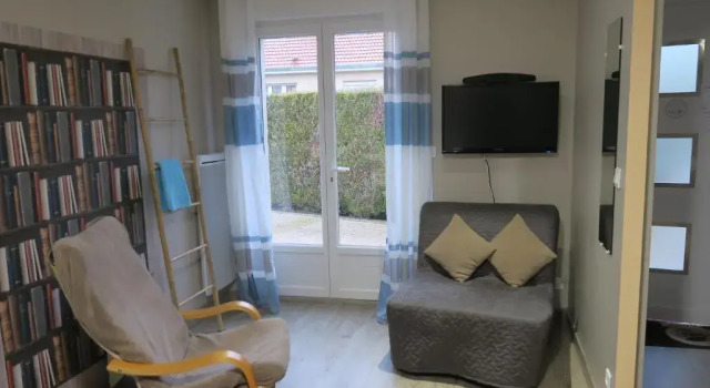 Двухместный номер Standard Les Collinades de Chalons