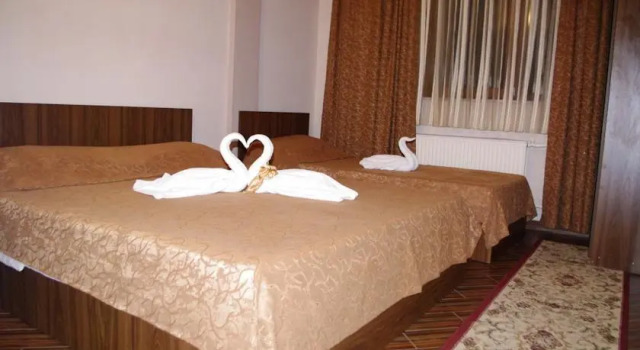 Hotel Corona, Забронировать Отель Отели Скопья 3 звезды, рядом с Каменный мост, 3*