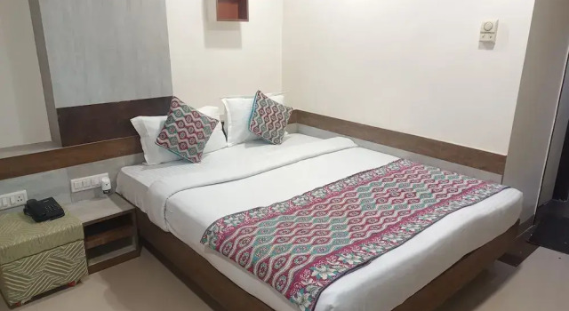 Трёхместный семейный номер Standard Hotel Apna Palace