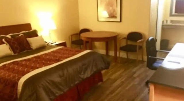 Номер Classic Town & Country Motel