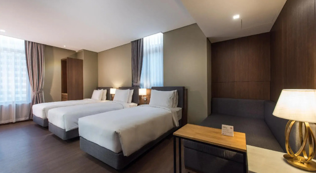 Трёхместный номер Deluxe ENA Suite Hotel Namdaemun