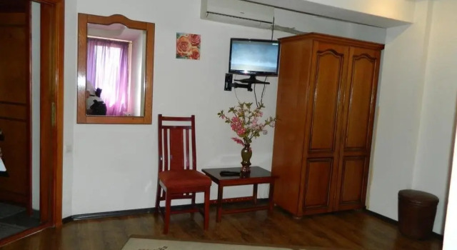 Union, Varaa Matkakoti Hotellit Carpathians - Romania uima-altaalla, Uima-allas