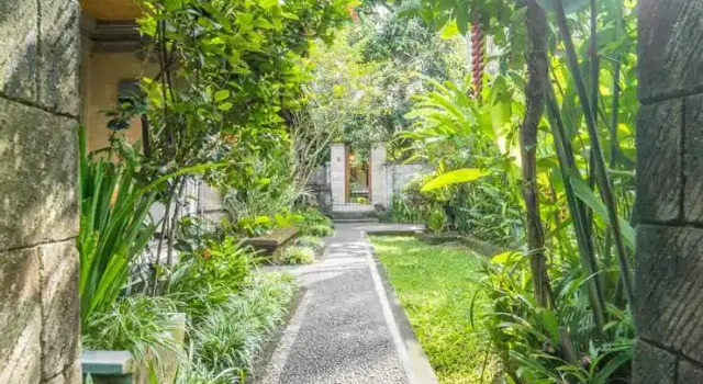 Sari Bungalow, Забронировать Отель Отели провинции Бали с завтраком, Завтраки