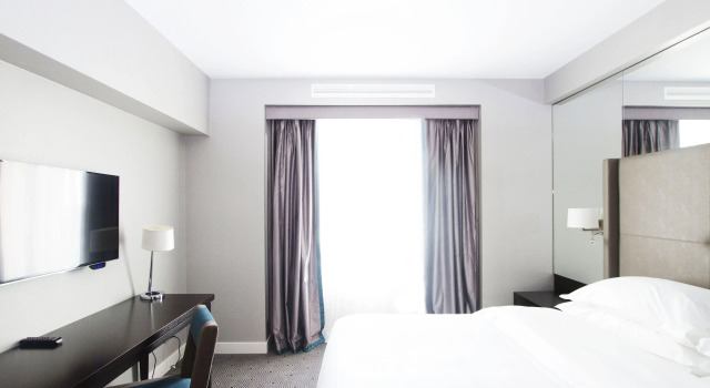 Sheraton Bucharest, Réserver Hôtel Bucarest Muntenia, près de Bordei