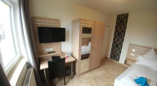 Hotel Garni St. Michael, Забронировать Отель Ойскирхен Северный Рейн-Вестфалия