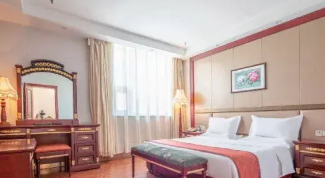 Люкс Dong Xing Grand Hotel
