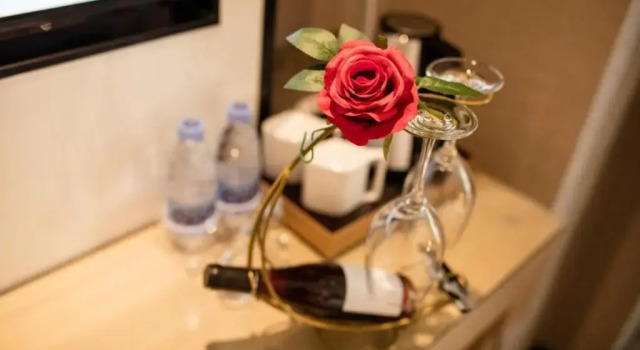 Люкс Business Lavande Hotel Shenzhen North Station Bantian Subway Station