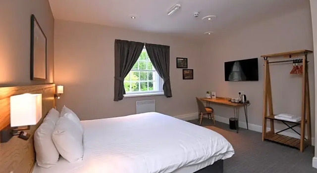 Standard huone The Wheatsheaf by Marston's Inns