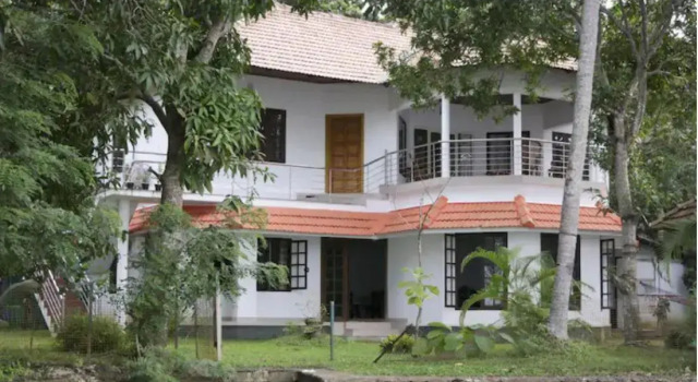 Lovedale Lakeside Homestay, Rezerwuj Hotel Tanie hotele w Muhamma