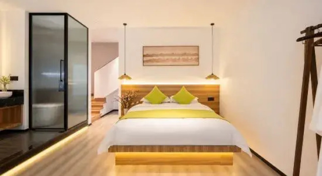 Семейный люкс с панорамным видом Floral Lux Hotel·Yixing Yuyang Huaiyu Homestay