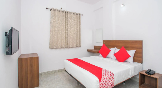 Двухместный номер Standard Super Hotel O Varcity Comforts Near St. John Medical College