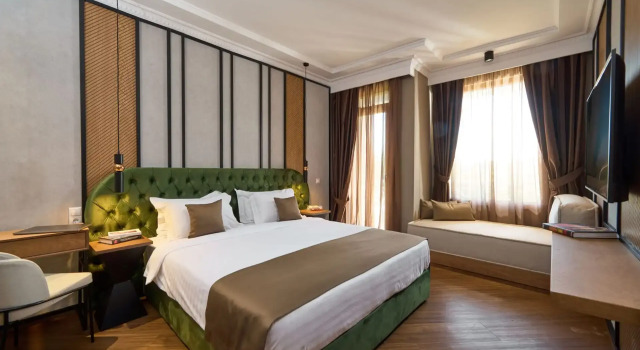Standardowy rodzinny pokój Royal Hotel
