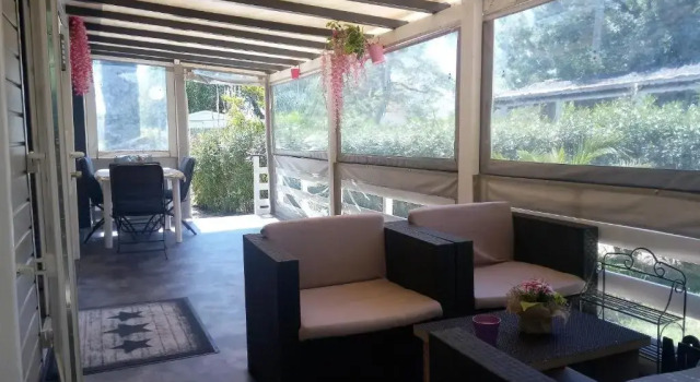 Номер Standard MH, 3 Ch, 43m2, climatisé, avec terrasse fermée de 18m2, super équipé, parc aquatique, draps, linge de maison inclus