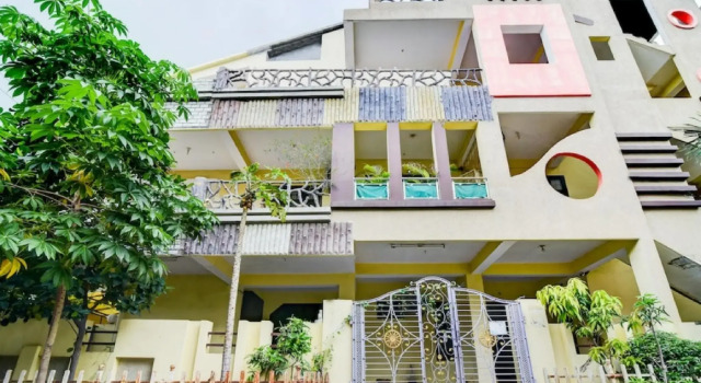 OYO Home 84000 peaceful stay villa, Rezerwuj Willa Upal 