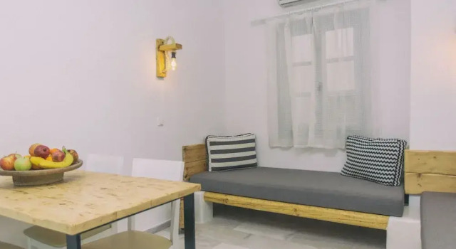 Апартаменты Economy Astra Apartments
