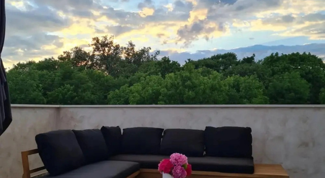 Коттедж Lulu in Dobrinj With 4 Bedrooms and 4 Bathrooms