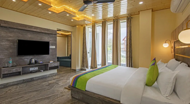 Номер Premium с балконом Ortus Residency