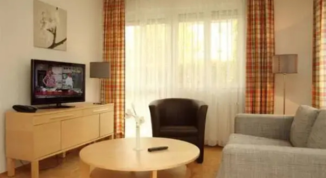 Residenz Hotel am Zuckerberg, Забронировать Отель Отели Трира 3 звезды, рядом с Europahalle, 3*