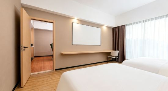 Люкс Premier Jin Bo Te Holiday Hotel（Dongguan Changping store）