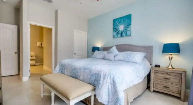 Ultimate 6 Bedroom 5 Bathroom Solterra Resort Home, Забронировать Курортный отель Отели Давенпорт с парковкой, Парковка