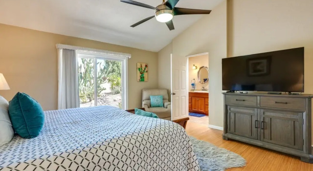 Blissful Scottsdale Home w/ Patio, Fire Pit & Pool, Забронировать Отель Скотсдейл Phoenix Metropolitan Area, рядом с Scottsdale Gun Club