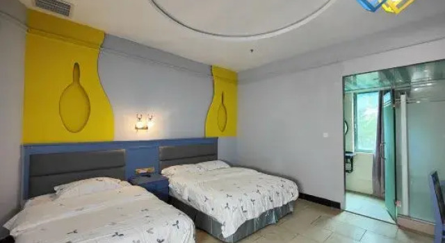 Люкс с 4 комнатами Taishan Guiyuan Hotel