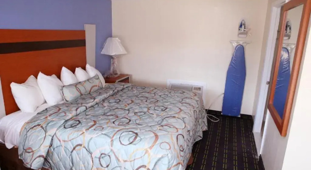 Номер Standard Days Inn by Wyndham - Cape Cod