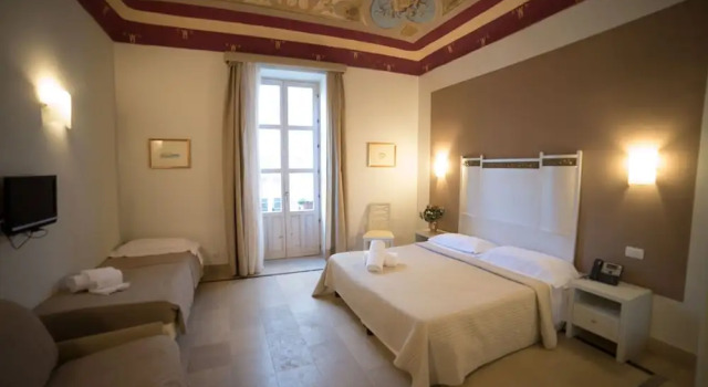 Номер Standard c 1 комнатой с балконом Hotel Gargallo