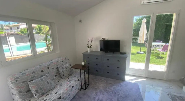 Studio Climatise Avec Piscine Et Jardin