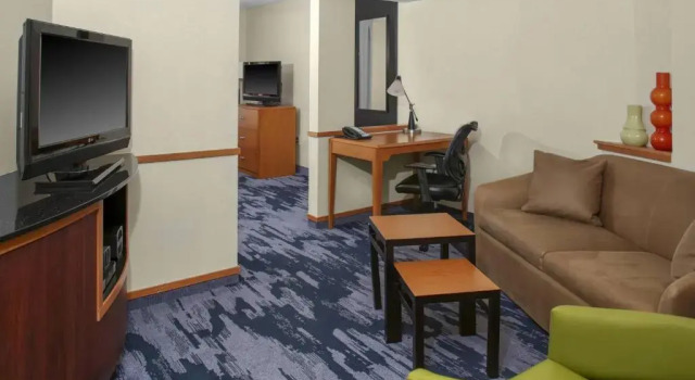 Студия Fairfield Inn & Suites Milledgeville