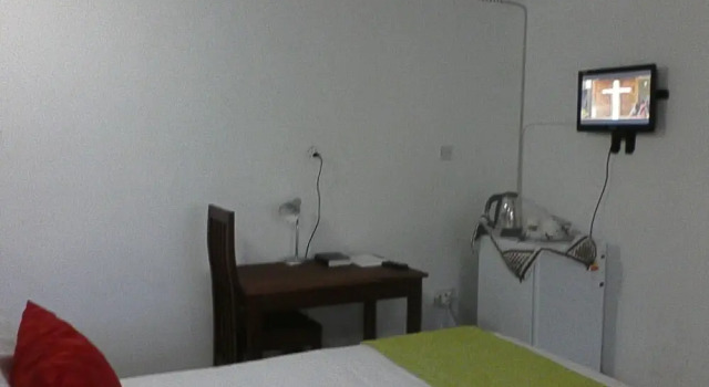 Little Rose Leaf Lodge, Забронировать Отель Булавайо Зимбабве