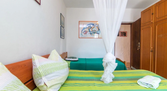 Apartment Sanka, Varaa Huoneisto Pokrivenik Split-Dalmatia