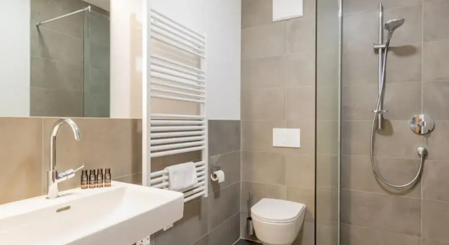 Шале Luxurious Tauernlodge With Private Wellness Sauna