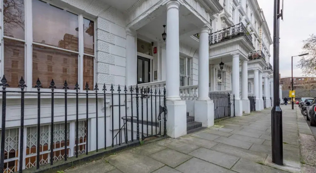 Beautiful 2 bed in Heart of West London, Забронировать Отель Отели Лондона 3 звезды, рядом с Улица Уэстбурн-Гроув, 3*