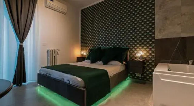 Люкс Luxury Jacuzzi Suites Rome - You Rhome