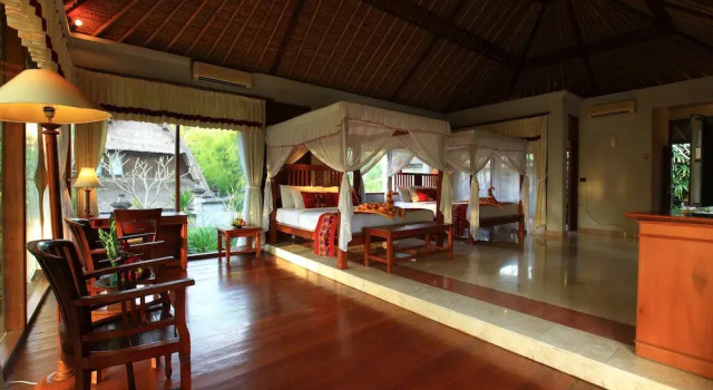 Семейная вилла с балконом и с видом на сад Santi Mandala Villa & Spa