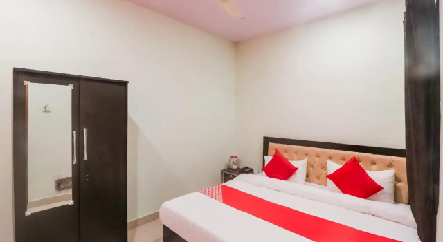 OYO Flagship 65281 Dev Residency